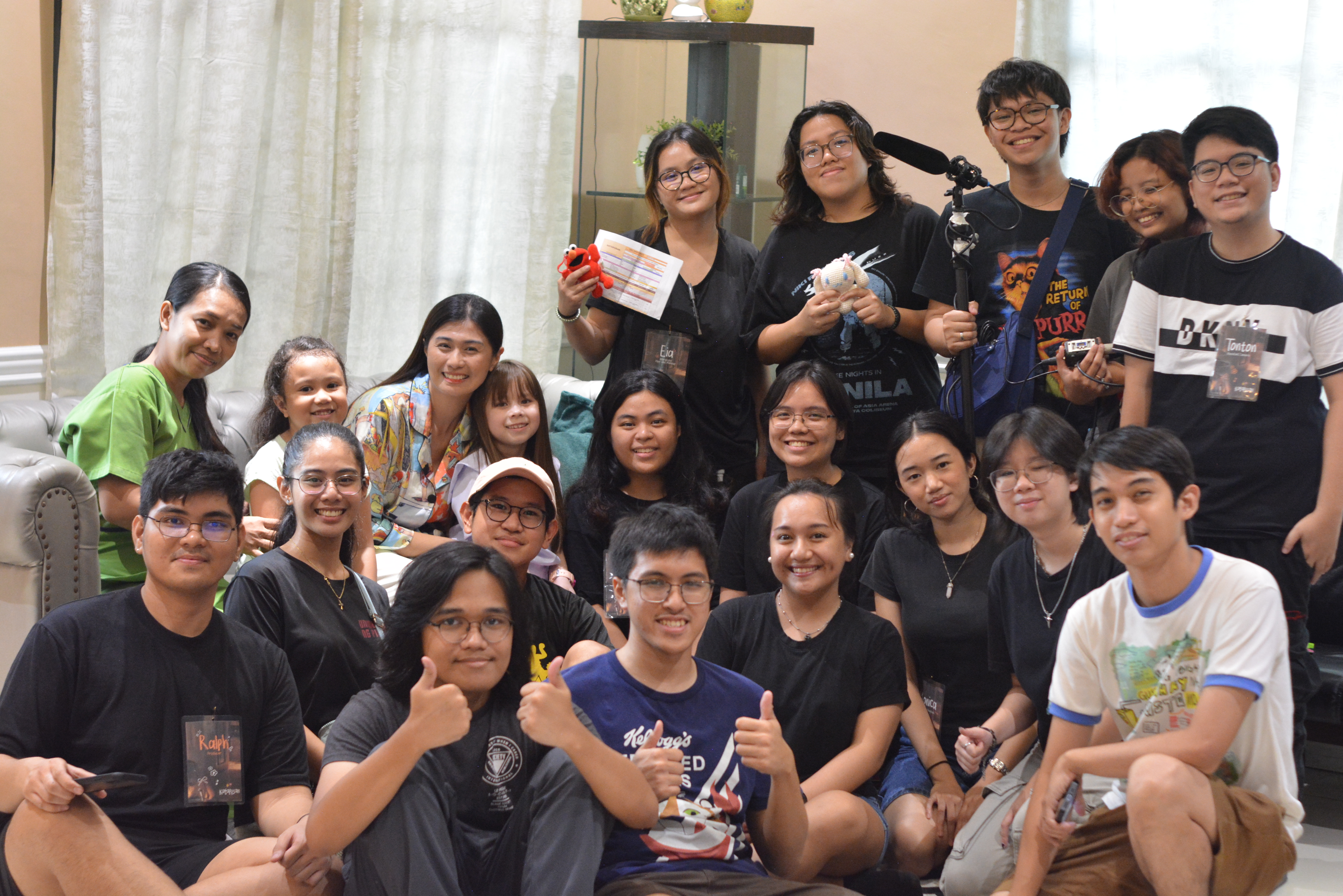 Picture of cast and crew.